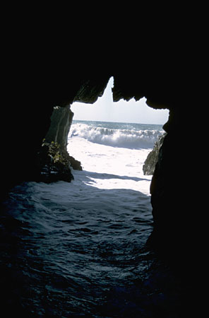 Microsoft Clip Art Image
Ocean Cave